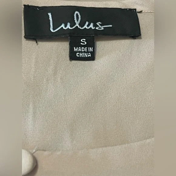 Lulu's Peplum Shirt Top Long Bishop Sleeve Feminine Style 518982 - Picture 6 of 8